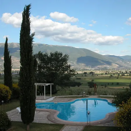 Subretia Residenze Di Campagna Aparthotel 3*