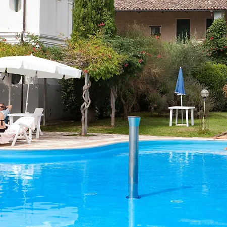 Subretia Residenze Di Campagna 3* Fabbri