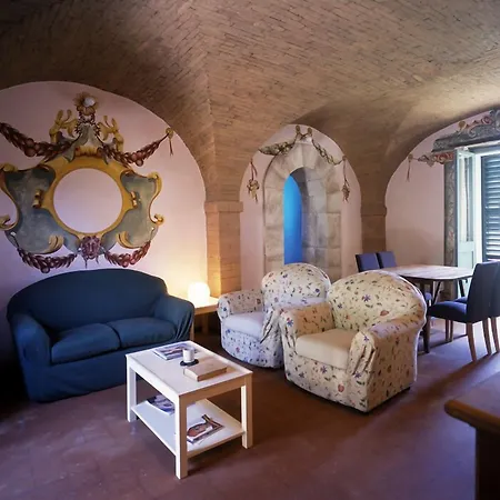 Subretia Residenze Di Campagna Aparthotel 3*