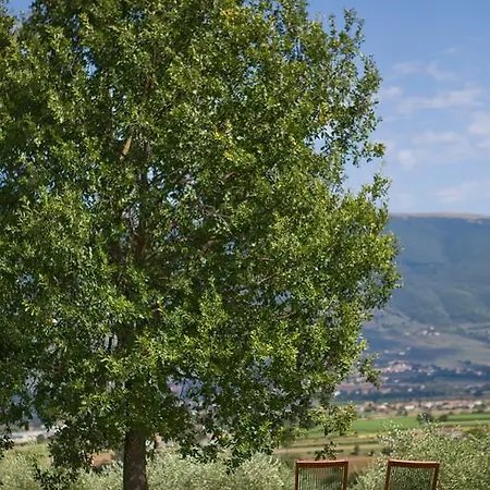 Subretia Residenze Di Campagna Aparthotel