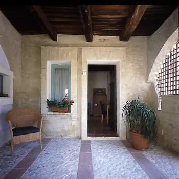 Aparthotel Subretia Residenze Di Campagna 3*