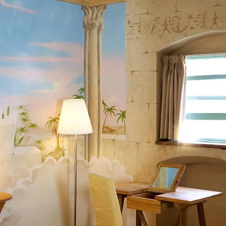 アパートホテル Subretia Residenze Di Campagna 3*
