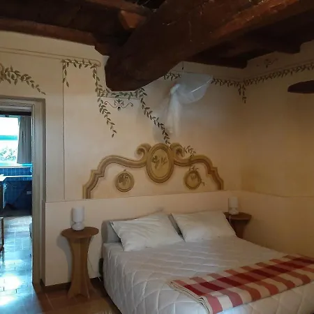 Subretia Residenze Di Campagna Aparthotel Fabbri