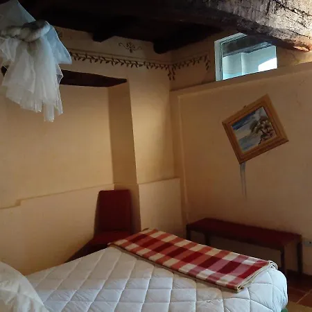 Subretia Residenze Di Campagna Aparthotel